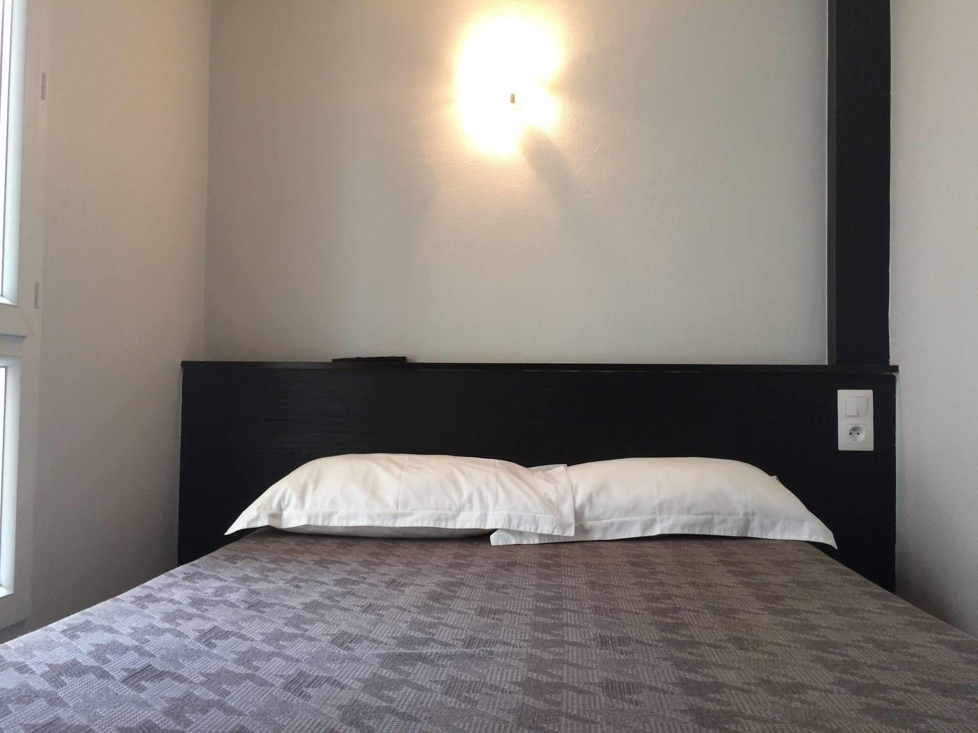 Mimosa Hotel